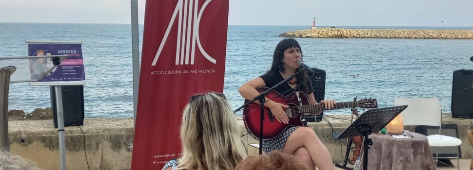 Actuació de Mireia Tortosa a les Cases d’Alcanar