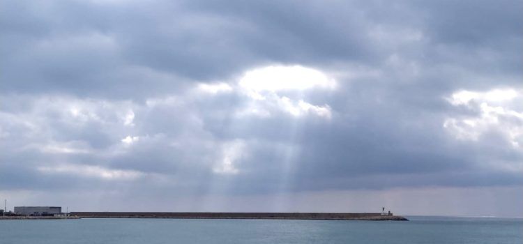 El “parte” del temps: demà algun grau menys però calor