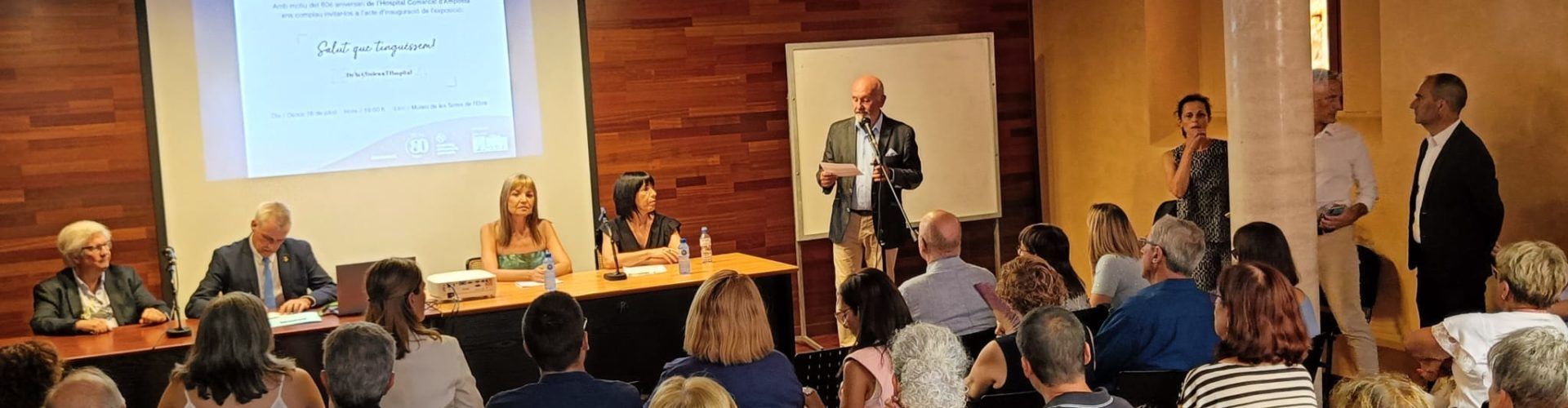 Inaugurada l’exposició “Salut que tinguéssem! De la Clínica Arrossera fins a l’Hospital Comarcal d’Amposta”
