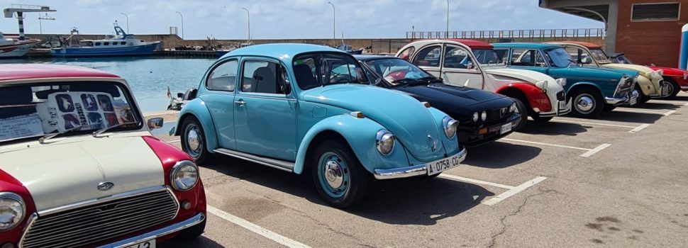 XVIII Trobada de Vehicles Clàssics a Les Cases de Alcanar