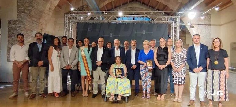 Benicarló lliura els reconeixements 2024 a Pilar Magallón i Remedios Burriel
