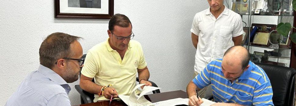 L’Ajuntament de Peníscola, amb la DO de la carxofa de Benicarló 