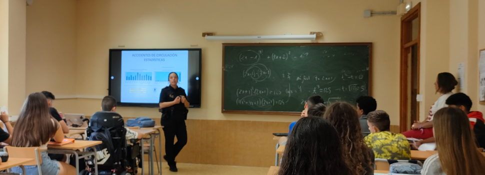 La Policia Local de Benicarló imparteix educació vial a l’alumnat de primària i secundària