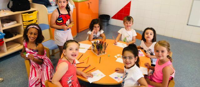Més de 40 xiquets i xiquetes gaudixen de l’Escola d’Estiu a Santa Magdalena