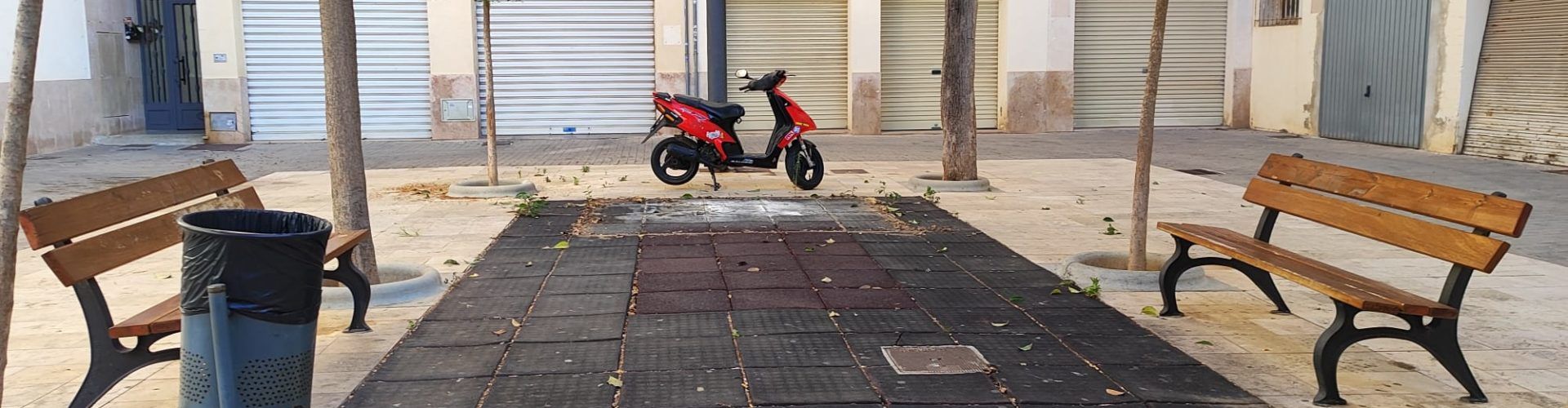 Retirada la caseta de la colonia de gatos de la calle Andorra