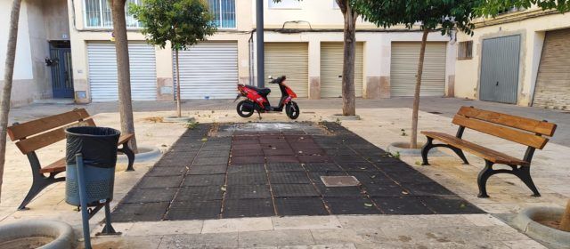 Retirada la caseta de la colonia de gatos de la calle Andorra