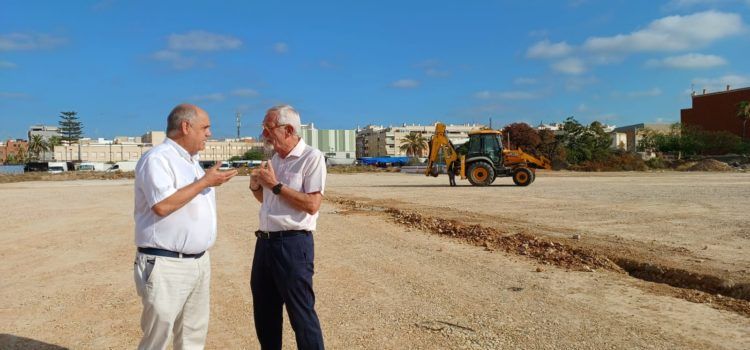 Benicarló avança els treballs d’adequació del solar que acollirà el cinquè col·legi públic