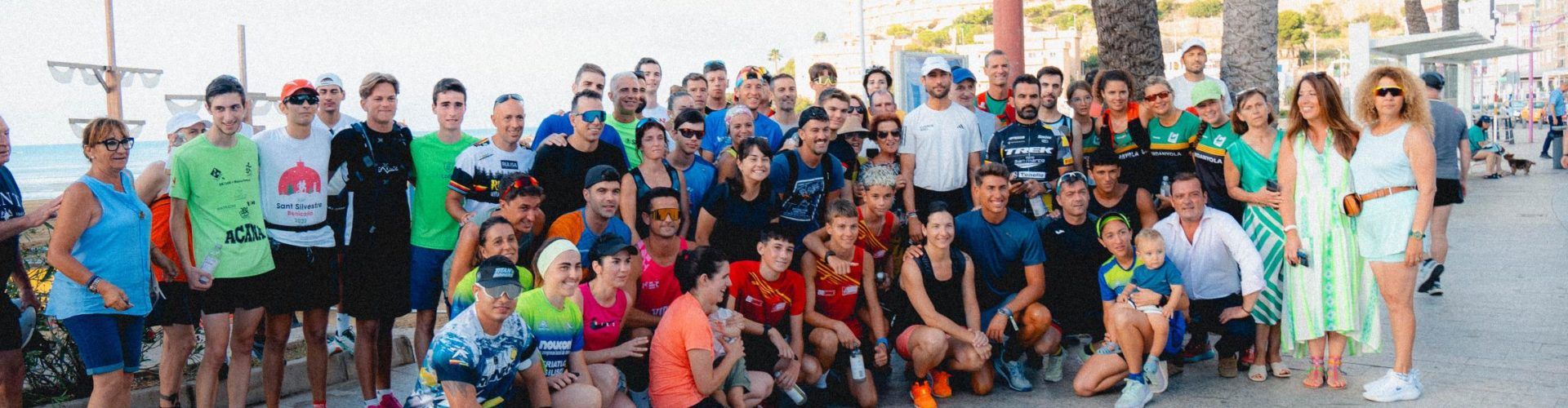 L’atleta Sergio Turull passa per Peníscola per a encarar l’última part del repte “De Tarifa a Cap de Creus Corriendo”