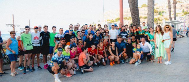 L’atleta Sergio Turull passa per Peníscola per a encarar l’última part del repte “De Tarifa a Cap de Creus Corriendo”