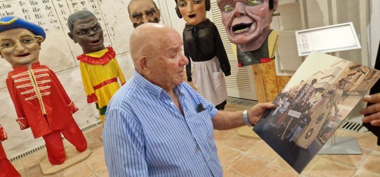 Vídeoentrevistes sobre els 80 anys dels nanos i gegants de Vinaròs (IV): Delfín Jovaní
