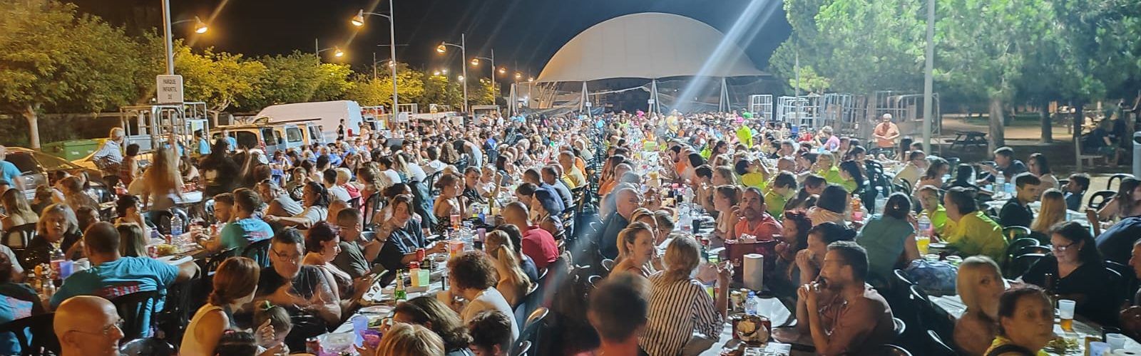 Summer Carnaval: sopar amb pluja i discomòbil