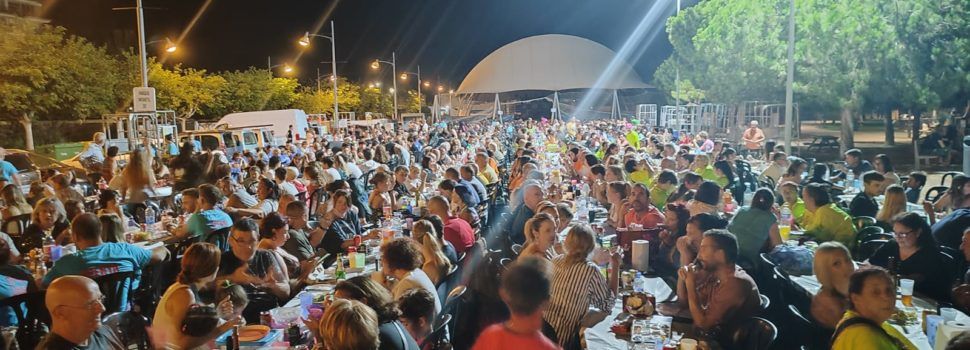 Summer Carnaval: sopar amb pluja i discomòbil
