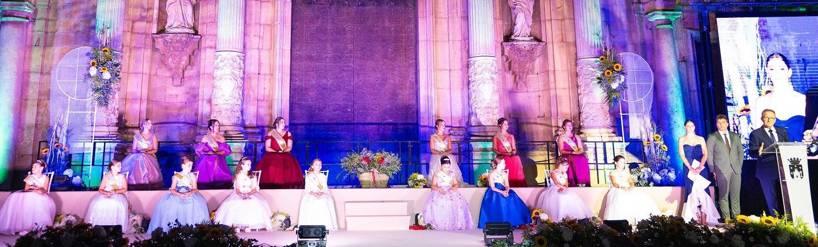 Alcalà de Xivert celebra la presentació de les festeres de les Festes Patronals 2024