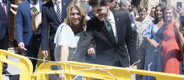 La Diputació de Castelló corona amb una mascletà la impactant dansa dels Torners de Morella