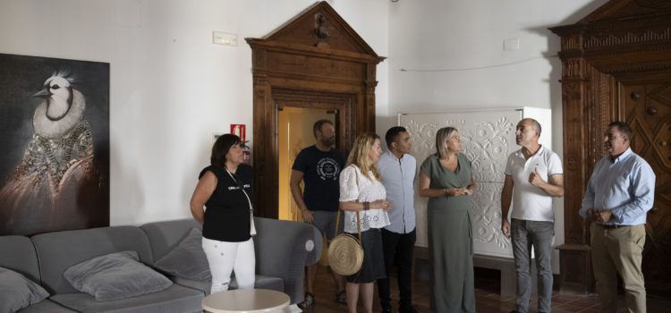 Marta Barrachina posa en valor el Palau dels Osset de Forcall com a recurs turístic i motor econòmic per als Ports