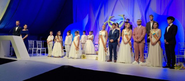 Canet lo Roig proclama les Reines i Dames d’Honor