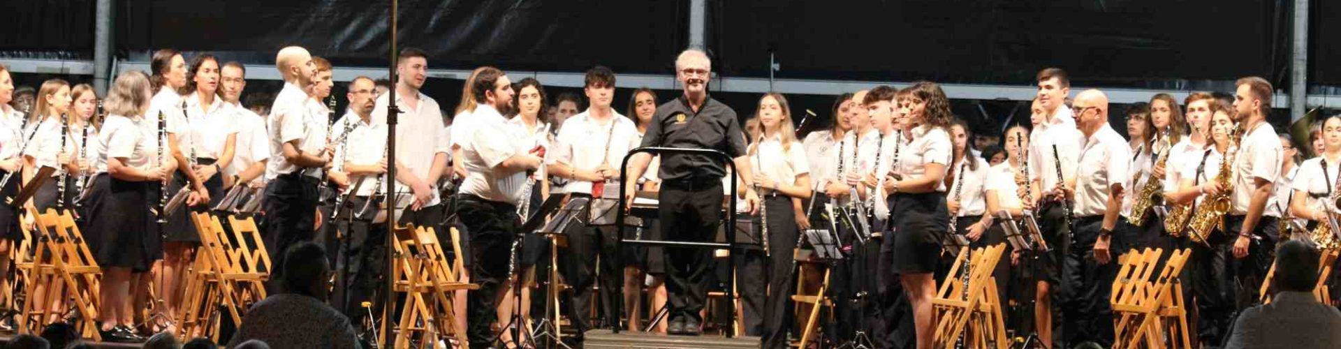 La Asociación Musical Ciudad de Benicarló brinda una gran Serenata de San Bartolomé con Isabel Costes como invitada