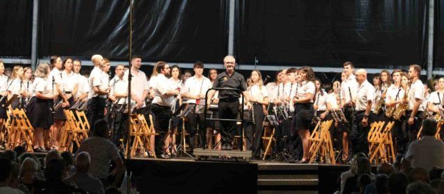 La Asociación Musical Ciudad de Benicarló brinda una gran Serenata de San Bartolomé con Isabel Costes como invitada