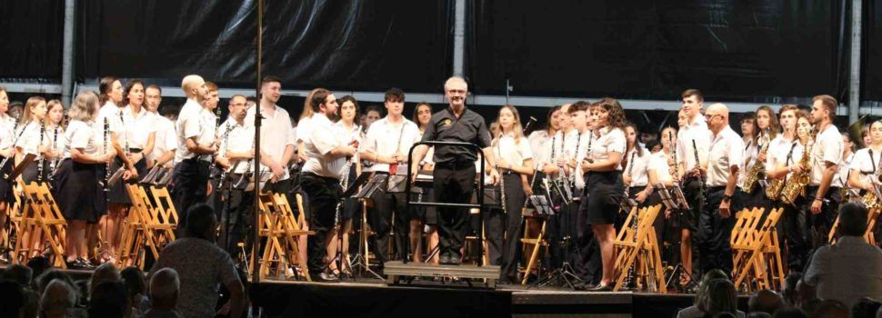 La Asociación Musical Ciudad de Benicarló brinda una gran Serenata de San Bartolomé con Isabel Costes como invitada