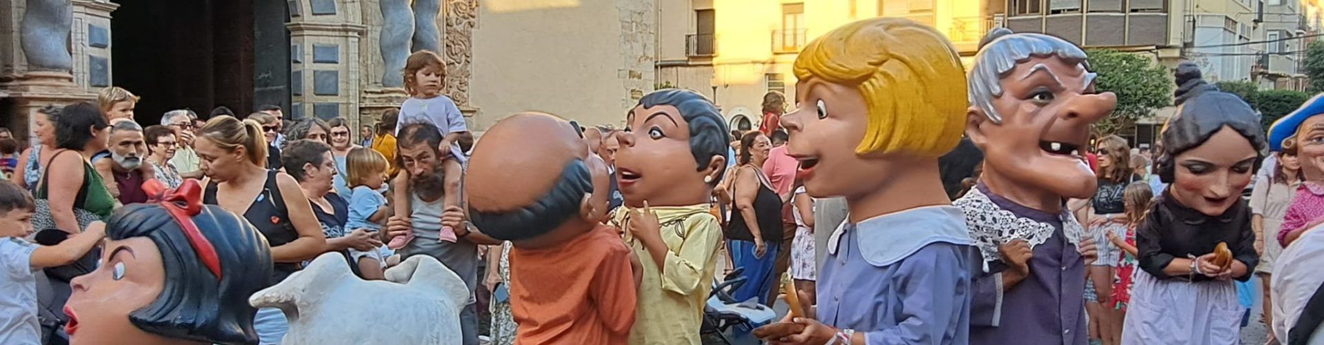 Els nanos i gegants, en la processó del 15 d’agost