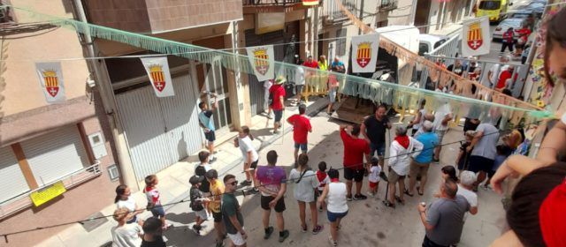 Encierro infantil en les Festes de Rossell