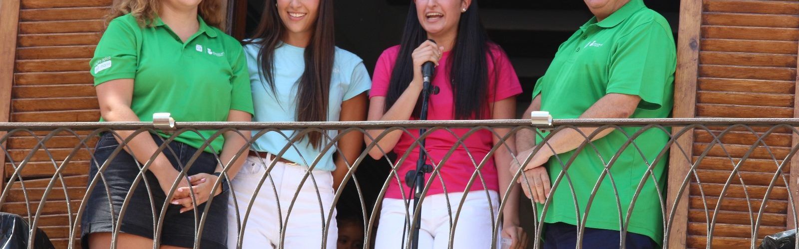La crida abre las fiestas patronales de Benicarló con la reina Claudia Artigas