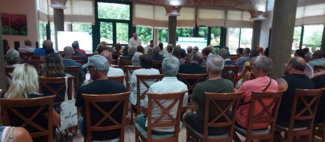 Sant Jordi mantiene la escucha activa en Panorámica al reunirse con los vecinos para recoger ideas y propuestas