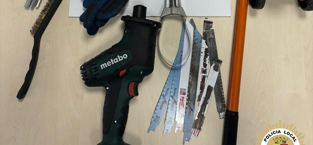 Detingut a Vinaròs per un permís de conduir fals