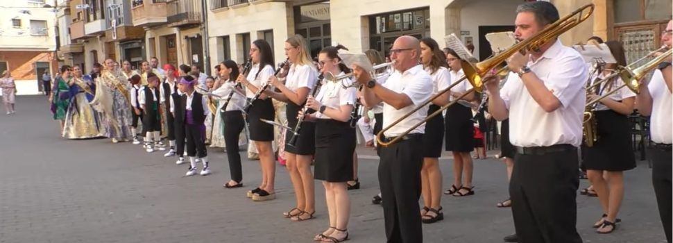 Ball de la Dansa i processó a les festes de La Jana