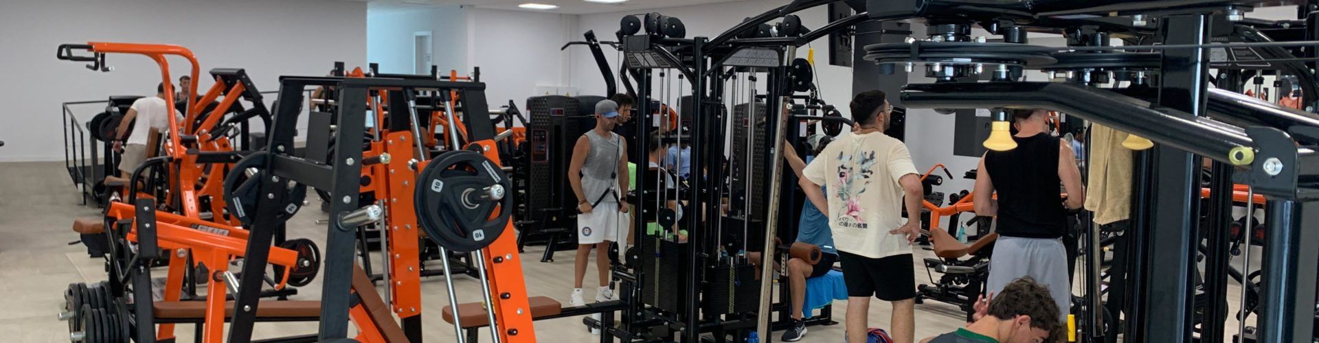 El gimnàs municipal de Peníscola ha sumat més de 650 usuaris en el seu primer mes en funcionament