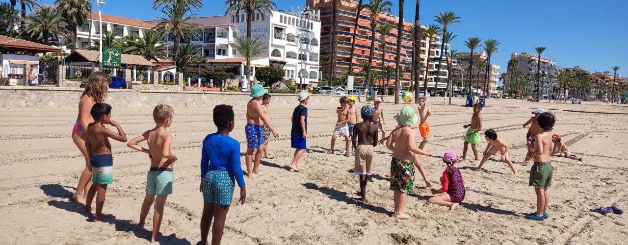 Peñíscola finaliza el programa de conciliación de su “Escola d’Estiu” con 250 inscritos a lo largo del verano
