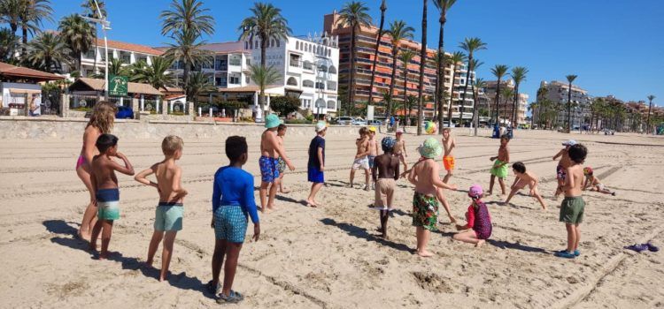 Peñíscola finaliza el programa de conciliación de su “Escola d’Estiu” con 250 inscritos a lo largo del verano