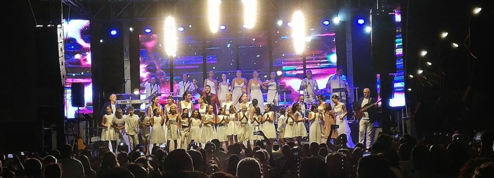 Gran animació al passeig Colón amb la Festa d’Agost