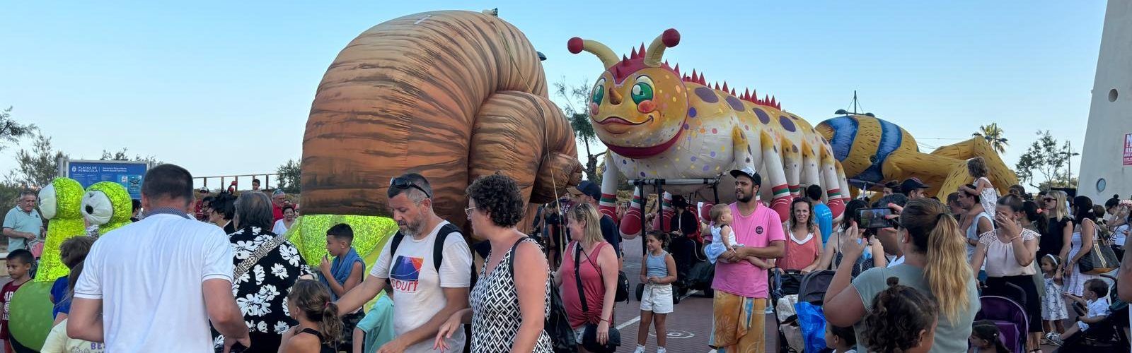 Peníscola arriba a l’equador del seu Festival de Teatre al Carrer i trasllada les últimes funcions a Peñismar