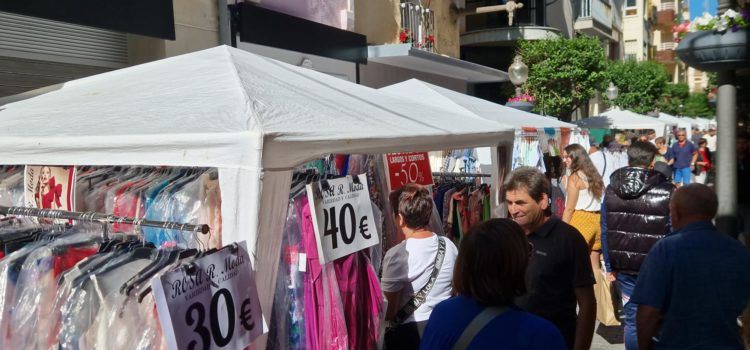 Les botigues ofereixen pel carrer lo millor al millor preu