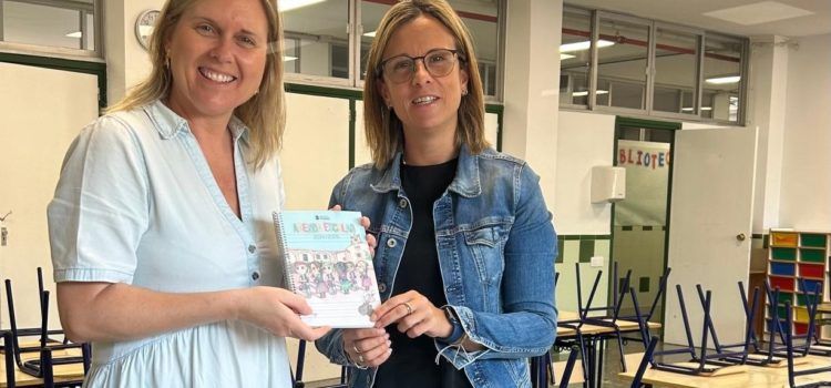 Les Camaraes i l’ermita, a la portada de les dues mil agendes repartides per l’Ajuntament entre l’alumnat de Primària