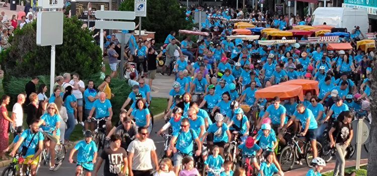 Peñíscola congrega a más de mil participantes en la Vuelta en Bicicleta de sus Fiestas Patronales