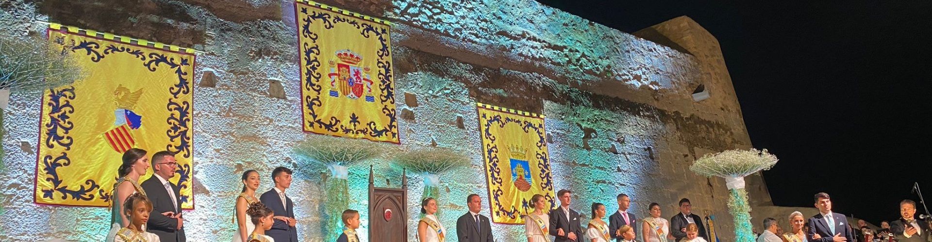 Peñíscola proclama a su Reina y Corte de Honor 2024 en un emotivo acto en el Parque de Artillería
