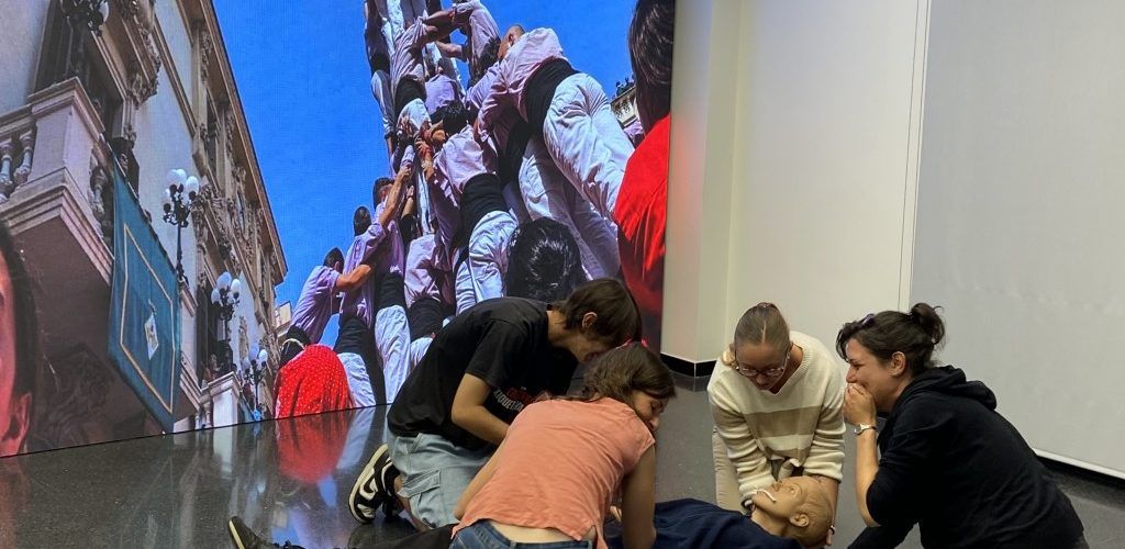 Jornada formativa al CISTE sobre prevenció i actuació davant accidents castellers amb els Castellers de Tortosa