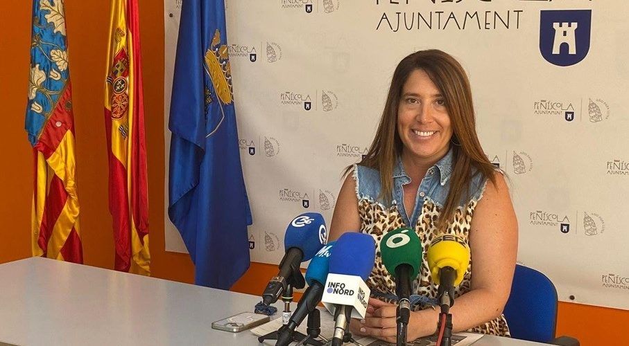 Peníscola posa en marxa l’Abonament Comerç per a promoure les compres en el comerç local