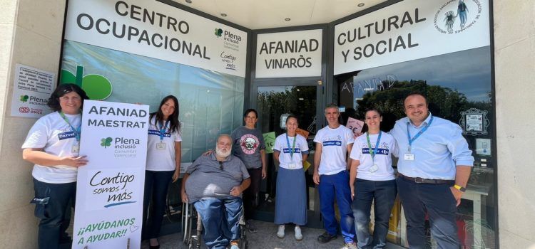 Carrefourt colabora con AFANIAD Vinaròs, en su “Dia de la Buena Gente”, para hacer más visible su tienda solidaria