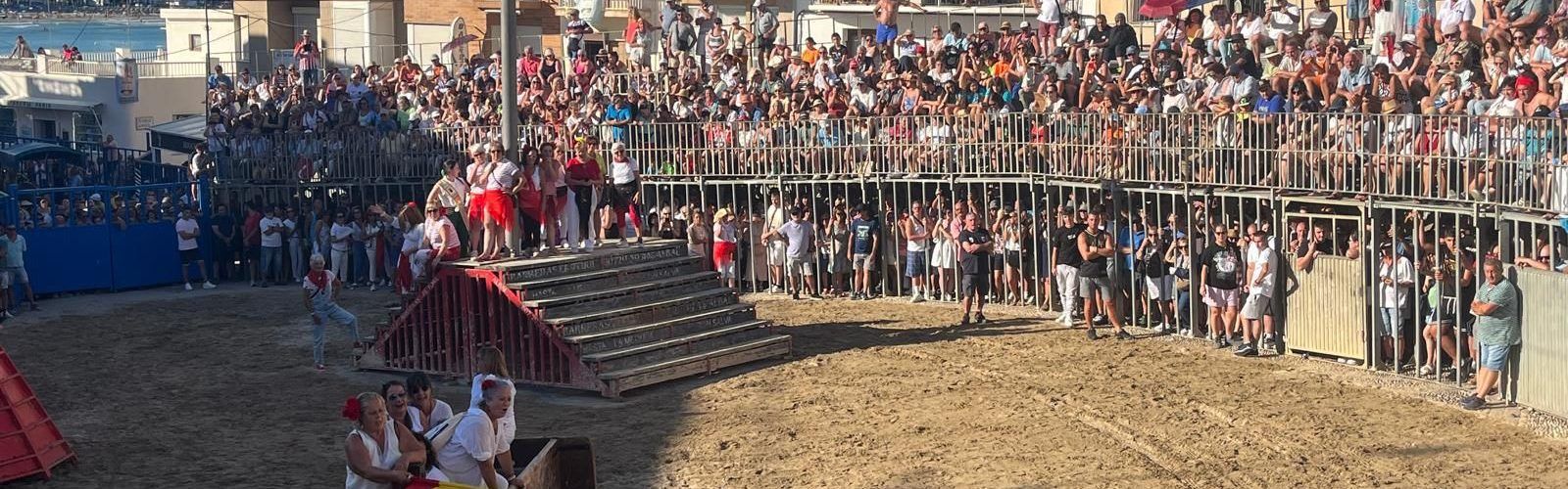 Peñíscola da comienzo a su fiesta taurina