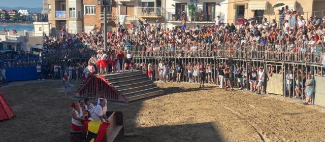 Peñíscola da comienzo a su fiesta taurina