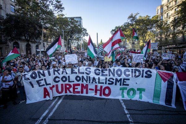 Vigília per Palestina el 4 d’octubre al jardí de les ruïnes de l’antic Convent de Sant Francesc.