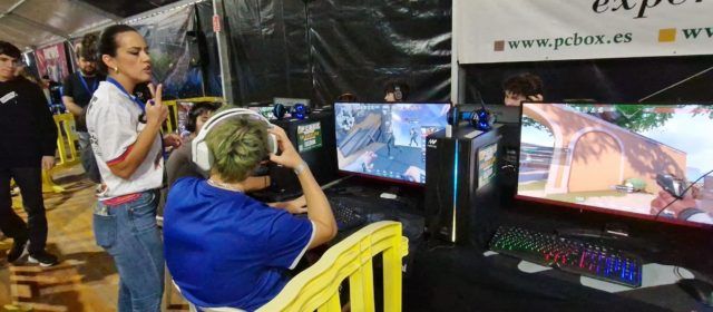 Vídeo i fotos de la segona jornada de la XII Trobada de videojocs Gámesis