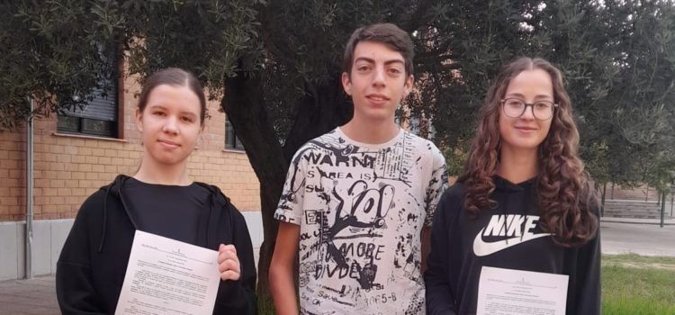 Tres premis extraordinaris d’ ESO a alumnat de l’IES Leopoldo Querol