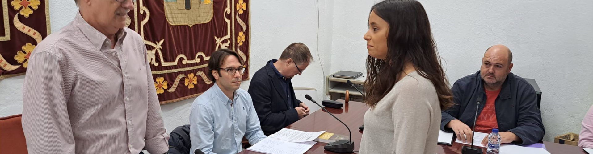 Selene Blázquez pren possessió del càrrec de regidora a l’Ajuntament d’Alcalà-Alcossebre