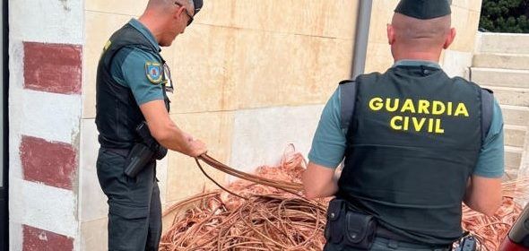 Tres detenidos y 1.500 kg. de cobre recuperados, en parte sustraídos en Ulldecona, en el Área de Servicio “Baix Ebre” de la AP-7