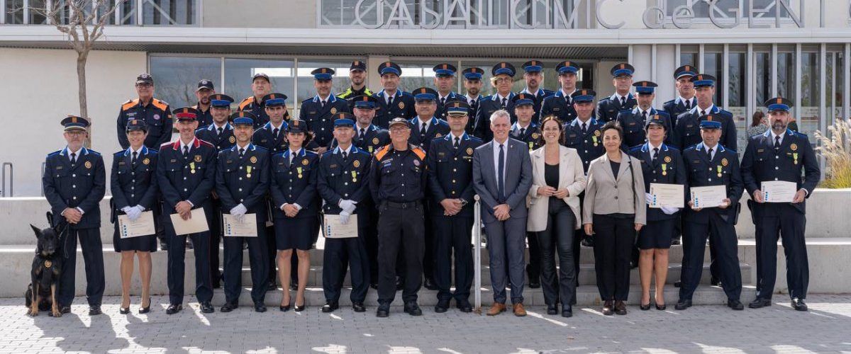 El 6è Dia de la Policia Local i Protecció Civil d’Amposta reconeix 18 policies