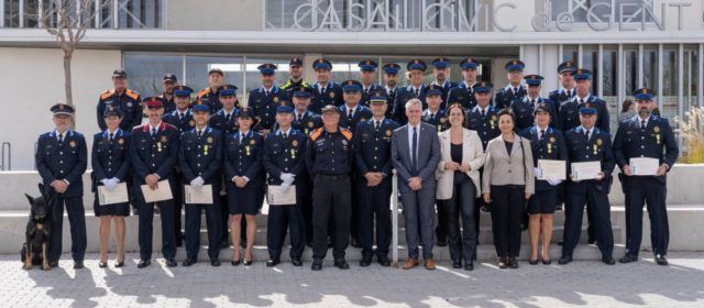 El 6è Dia de la Policia Local i Protecció Civil d’Amposta reconeix 18 policies
